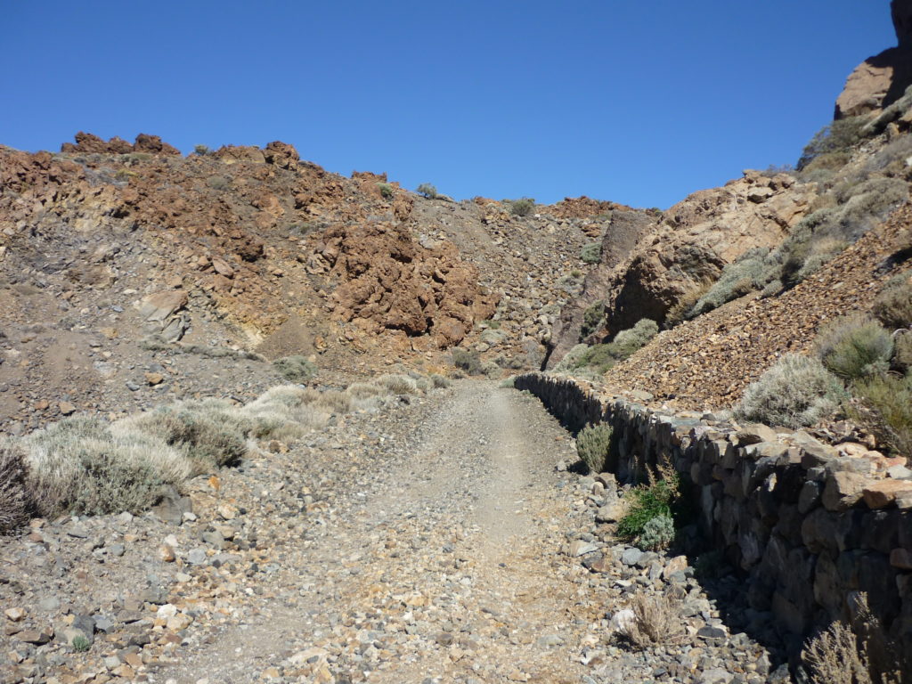 Zu den Canadas de Teide