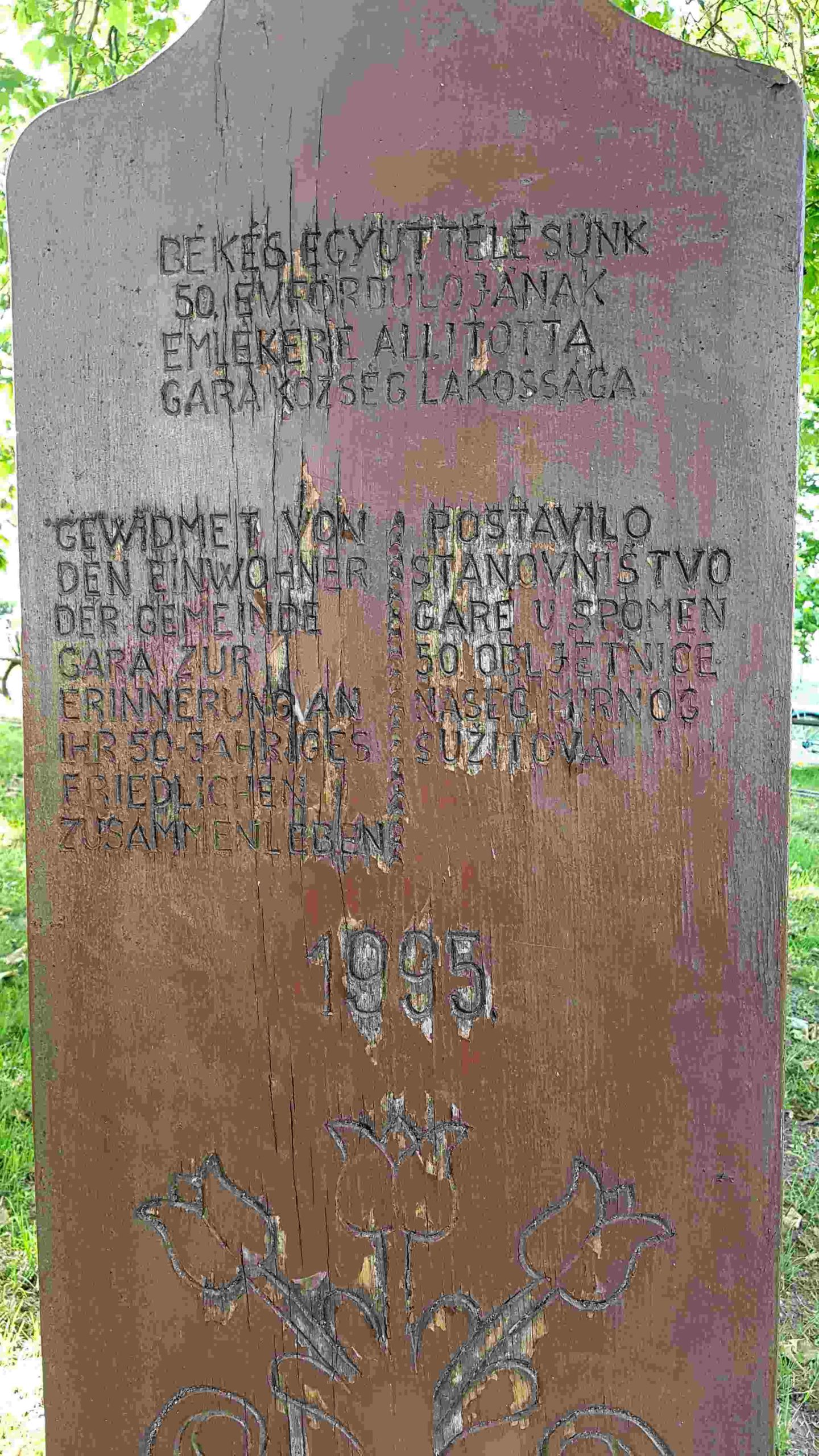 Mehr über den Artikel erfahren 50 Jahre friedliches Zusammenleben dreier Volksgruppen in Gara/Südungarn 1995