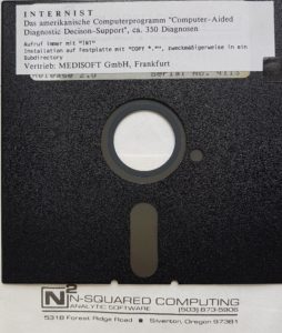 Mehr über den Artikel erfahren Internist – Expertensystem von 1986