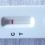 COVID-19, 27 Monate später