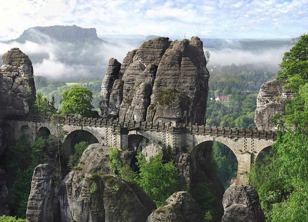Mehr über den Artikel erfahren Keine Idylle um Pfarrer Braun in Sachsen