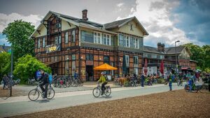 Utopiastadt Bahnhof Mirke
