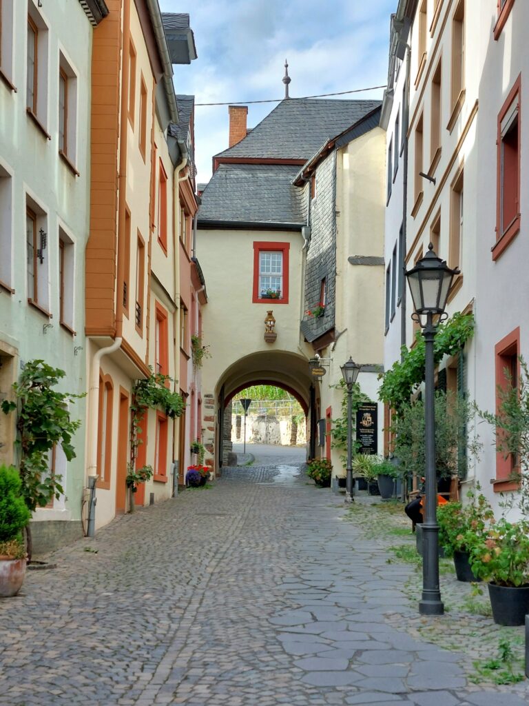 Blick zum Graacher Tor